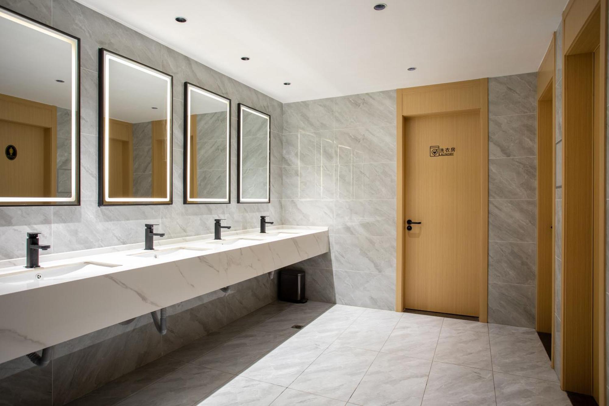 Vx Hotel Shanghai Yixian Road Dabaishu Ngoại thất bức ảnh
