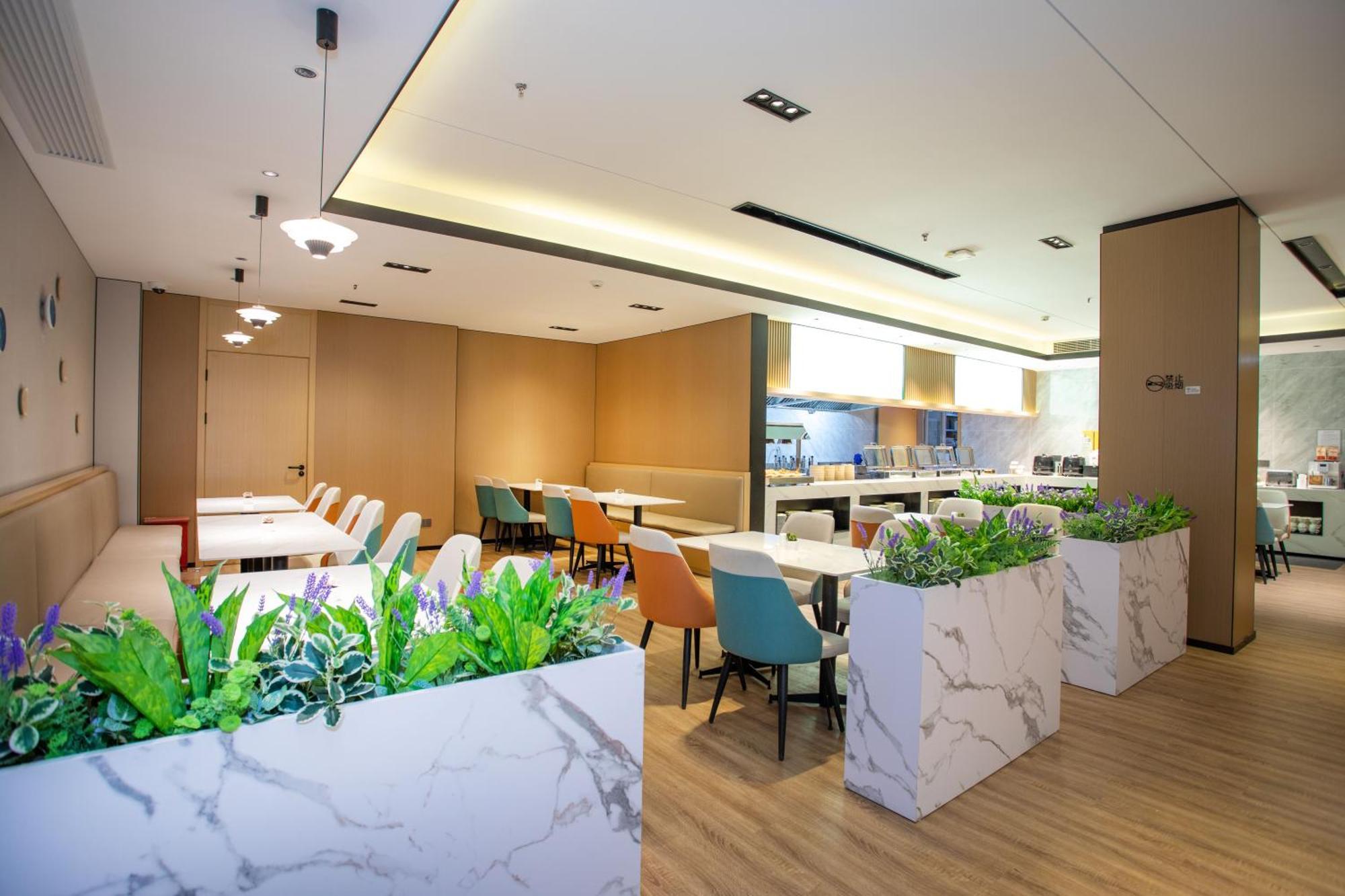 Vx Hotel Shanghai Yixian Road Dabaishu Ngoại thất bức ảnh