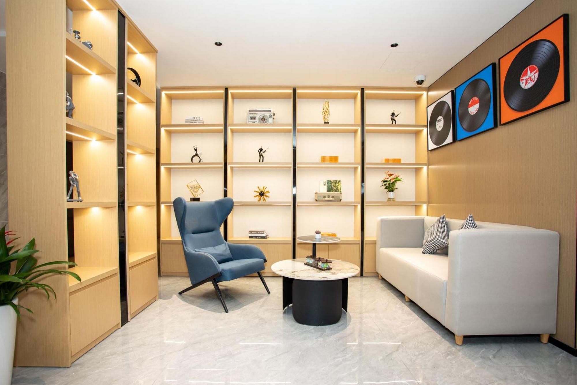 Vx Hotel Shanghai Yixian Road Dabaishu Ngoại thất bức ảnh